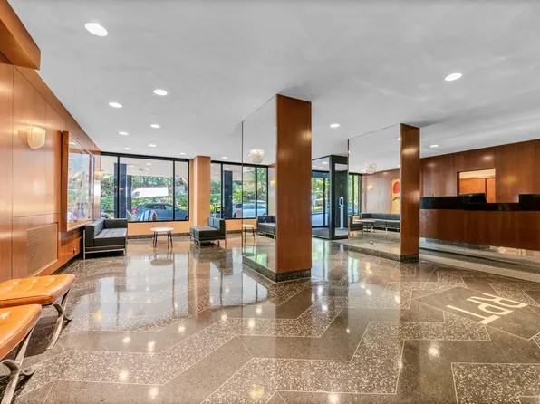 555 Kappock Street image 16 of 17