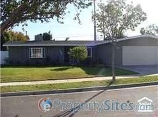 1585 Ponderosa St, Costa Mesa, CA 92626