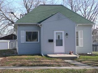 109 S Attica Rd, Knoxville, IA 50138