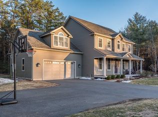 57 Woodland Dr, Northampton, MA 01062