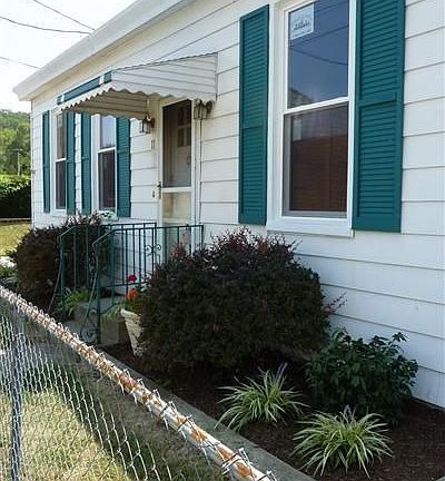 4th image of 11 W Mechanic St