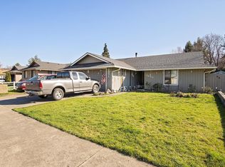 2610 Brookside Dr, Medford, OR