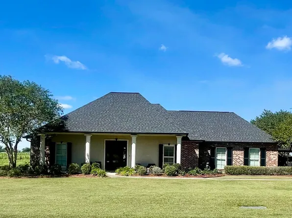 258 Superior Dr, Raceland, LA 70394