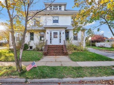 42 Vernon Avenue, Rockville Centre, NY, 11570