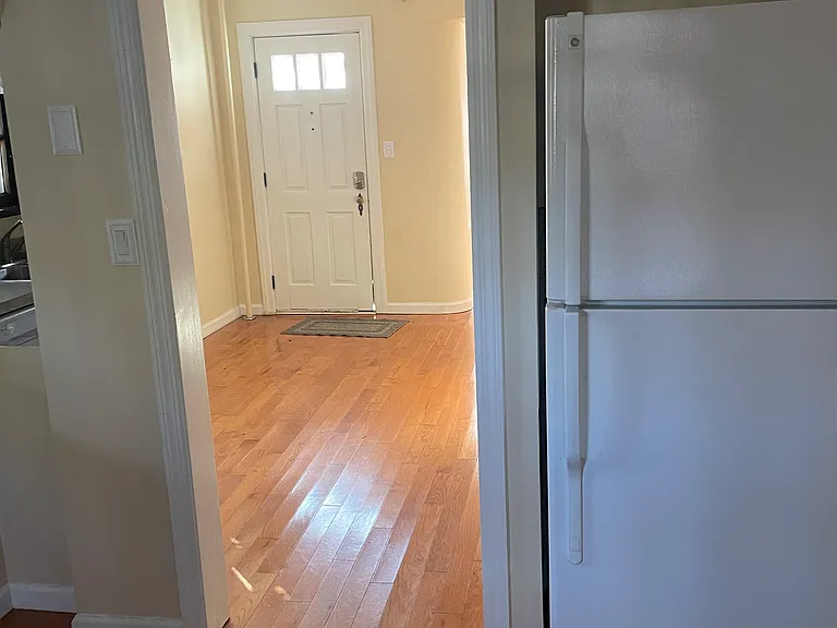 635 S Front St — Photo 21