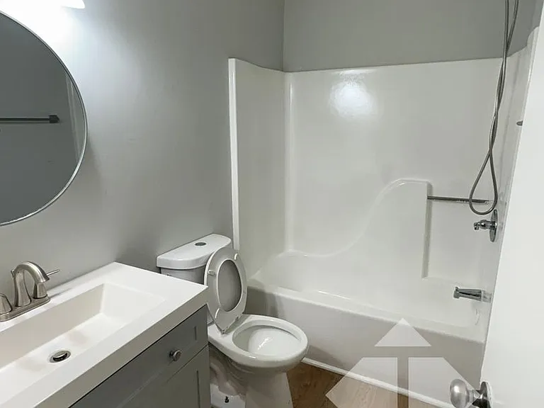 Mosby Townhouses - G — Photo 30