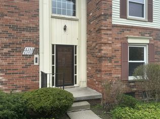 6340 Pepper Hill St, West Bloomfield, MI 48322