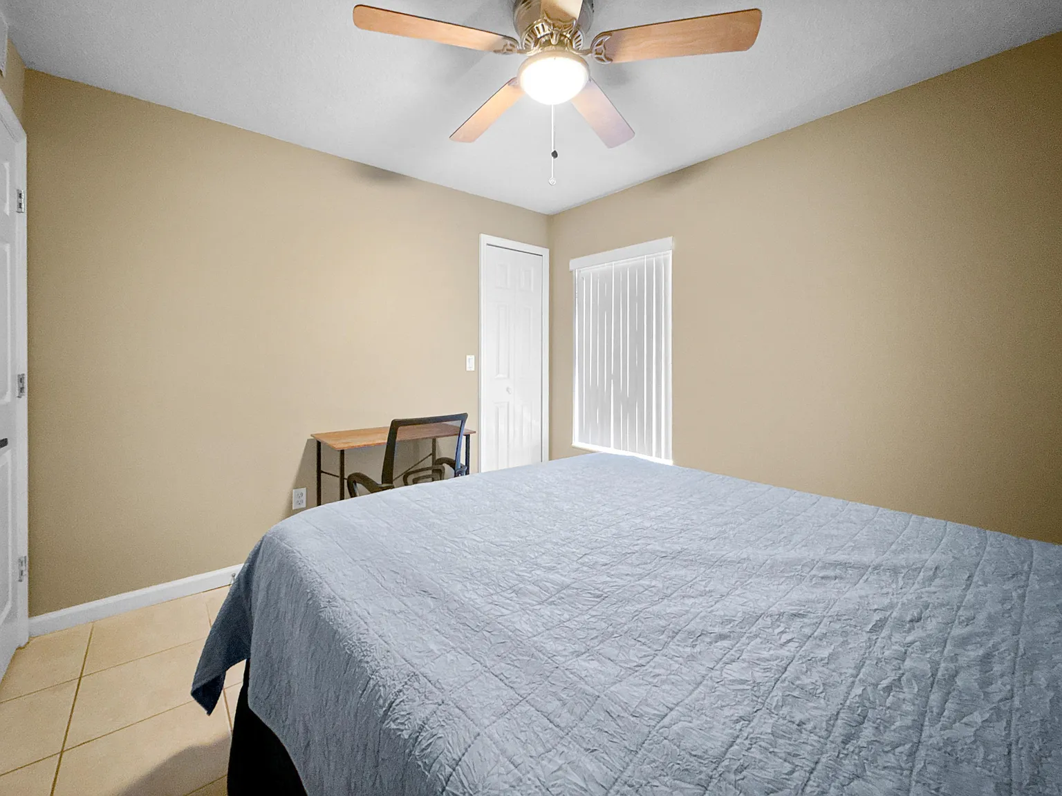 4 bed, 2.0 bath, 1608 sqft, $1,027 — Photo 2
