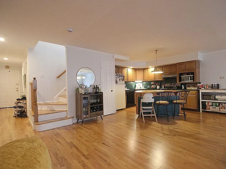 602 Monroe St #2 — Photo 2