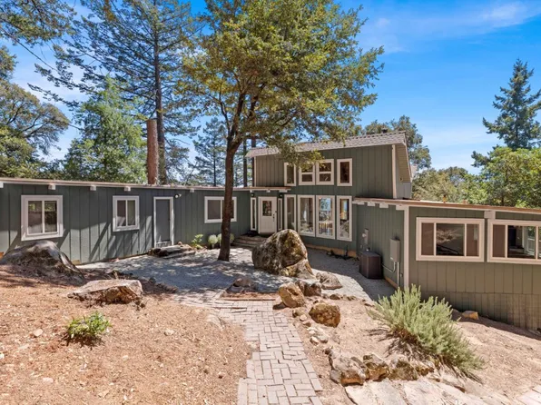 19156 Old Vineyard Rd, Los Gatos, CA 95033