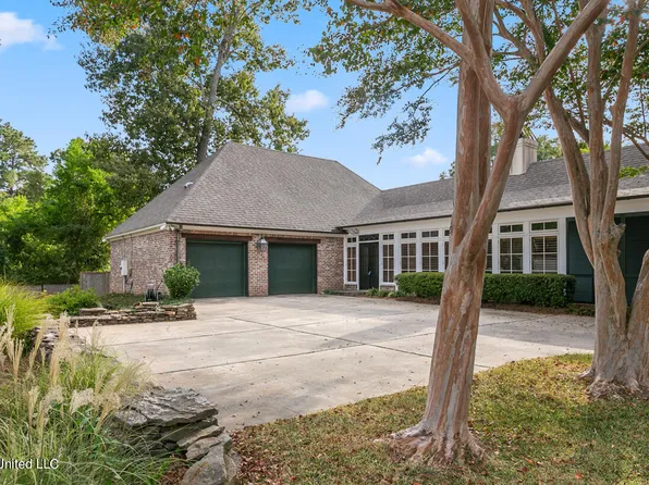 17 Pear Orchard Park, Jackson, MS 39211