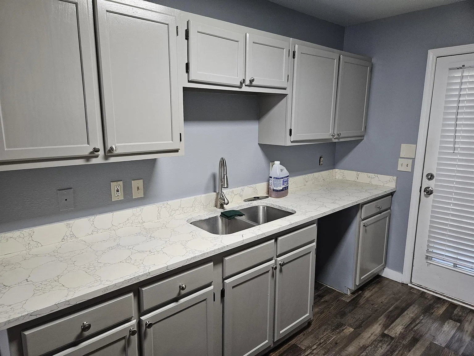 4 bed, 1280 sqft, $1,800 — Photo 3