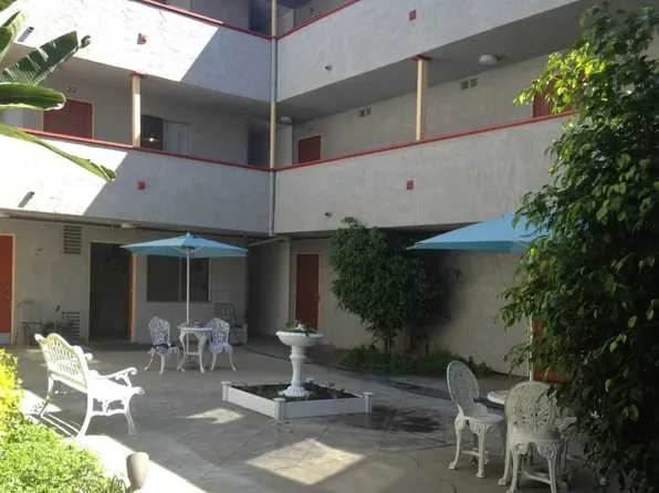 Wright Avenue Apartments