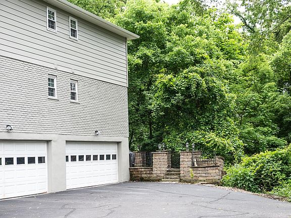 2nd image of 3651 Ashworth Dr Unit D
