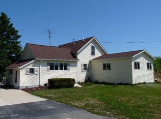 3275 Kangaroo Beach Rd, Baileys Harbor, WI 54202