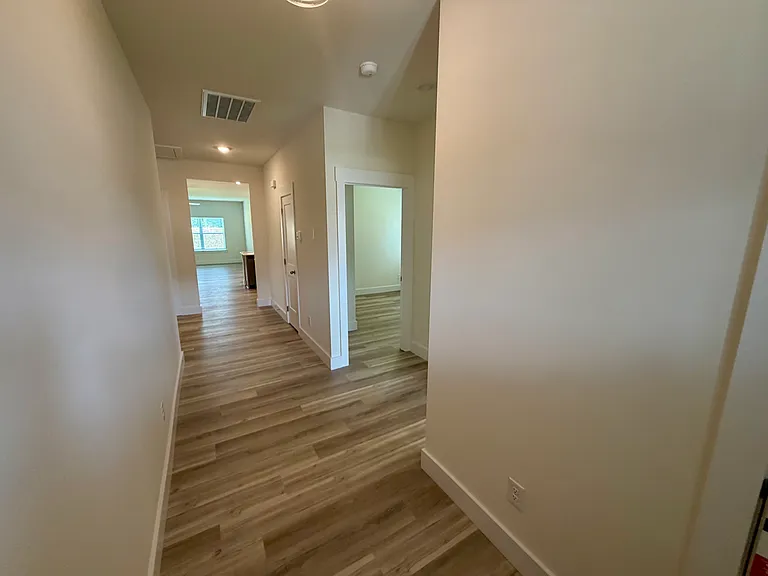 3796 Hawks Creek Dr — Photo 23
