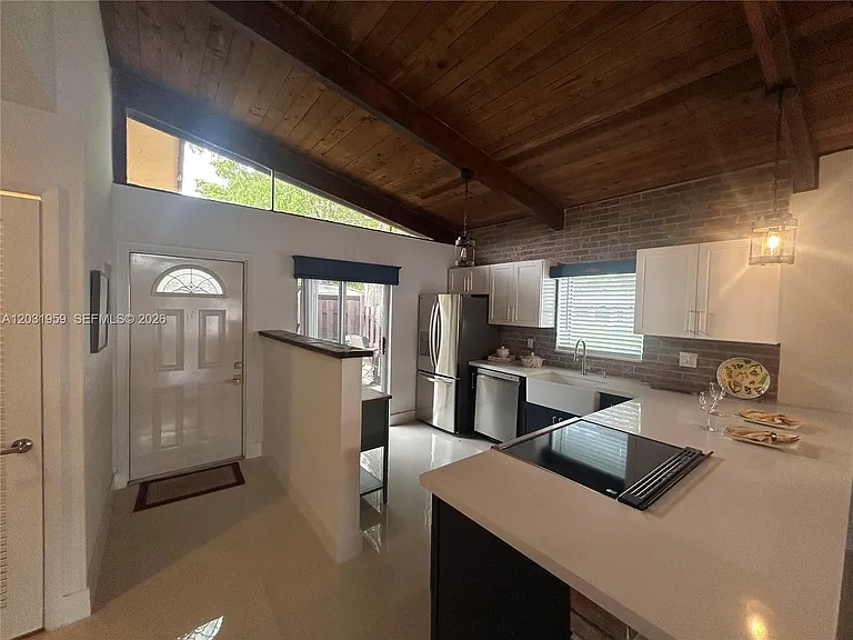 322 Briarwood Cir #1-17 — Photo 7