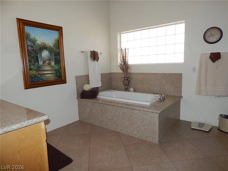 1320 Crystal Valley Dr — Photo 20