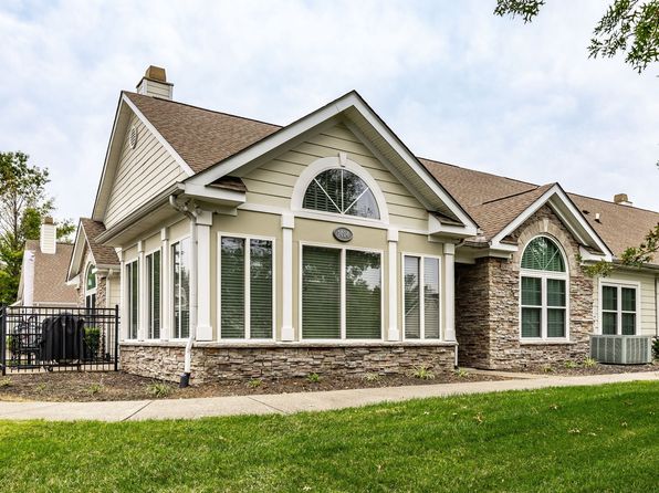 825 Browns Ln #1404, Gallatin, TN 37066