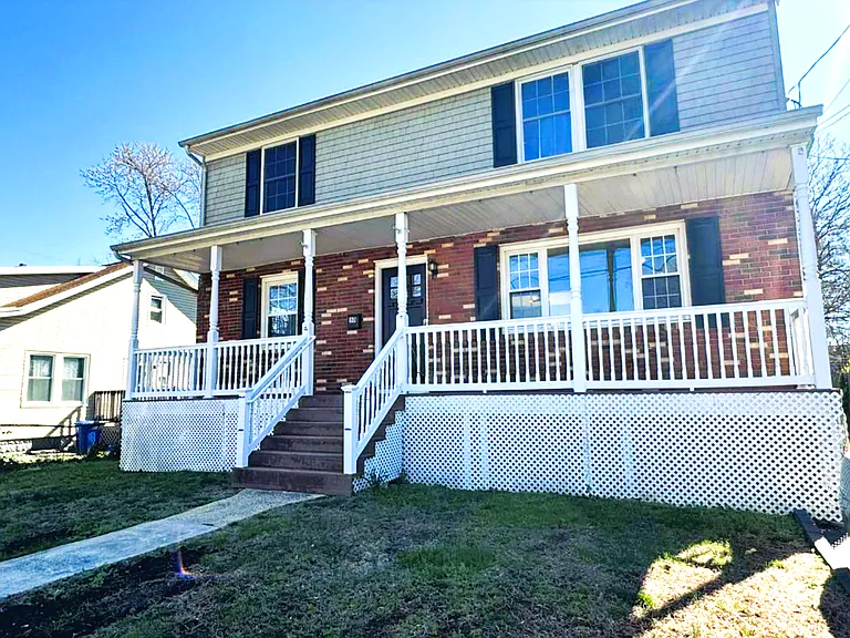 80 Morningside Ave — Photo 1