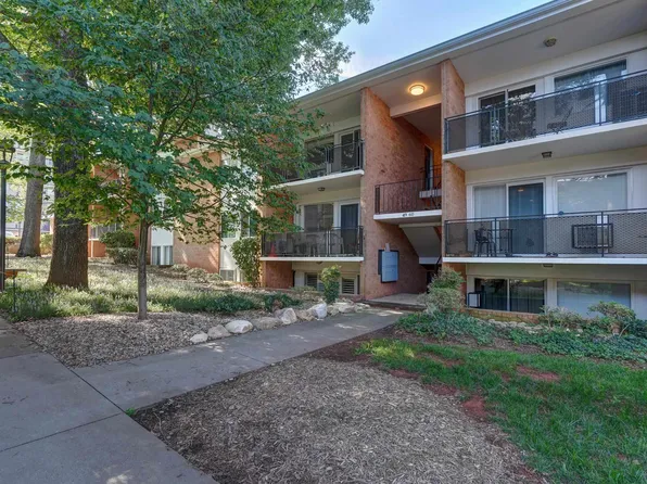 1800 Jefferson Park Ave APT 58, Charlottesville, VA 22903