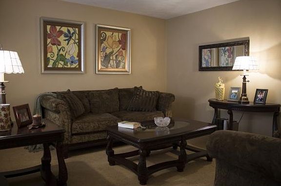 4th image of 40 Clearview Pl