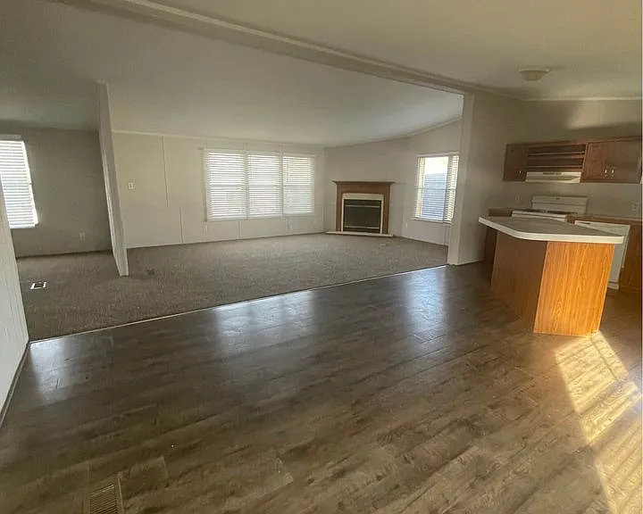 Oakridge Estates — Photo 21