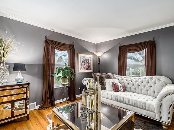 5th image of 2755 Mitzi Dr