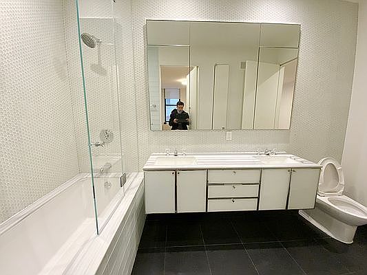 5th image of 25 Broad St APT 16K