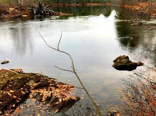 13 Hummingbird Ln, West Baldwin, ME 04091