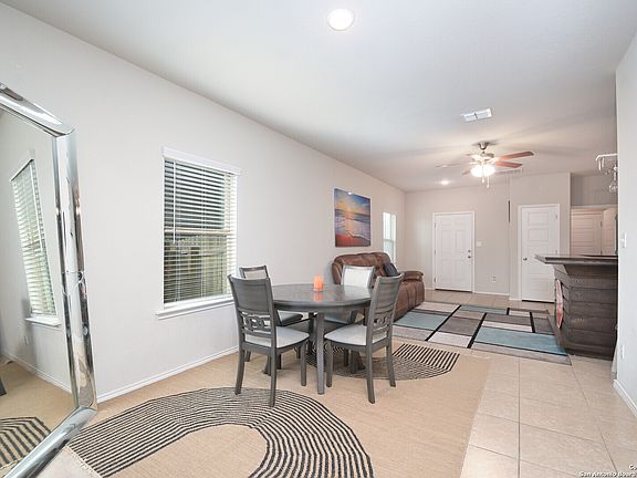 5th image of 7730 CHATHAM PL