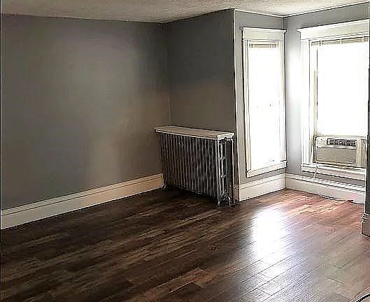 5th image of 501 Lake St