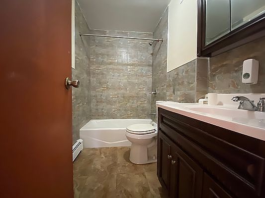 3rd image of 7219 Royce Pl Floor 3