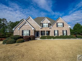 409 Sara Ct, Loganville, GA 30052