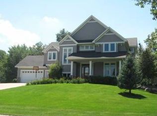 10853 Alameda Ave, Inver Grove Heights, MN 55077