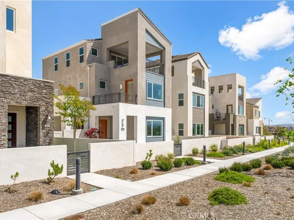 608 Chinon, Irvine, CA 92618