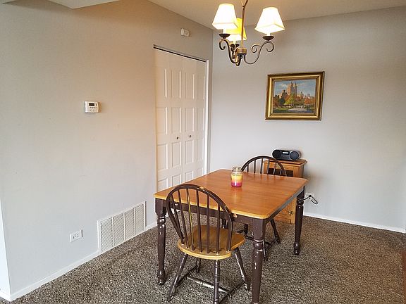 3rd image of 705 Tipperary Ct APT 3B
