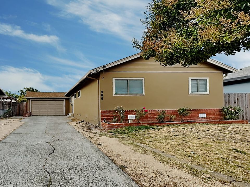 1st image of 385 Hopkins Dr
