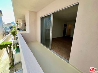 11727 Mayfield Ave APT 7, Los Angeles, CA 90049