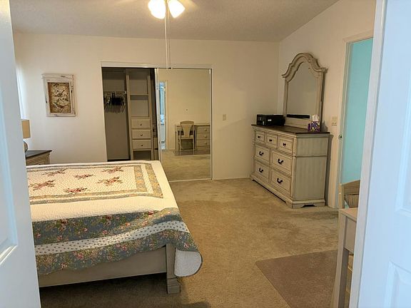 5th image of 1732 Primrose Ln #1732