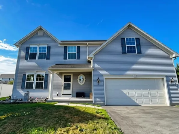 5555 Perth Crse, Clay, NY 13041