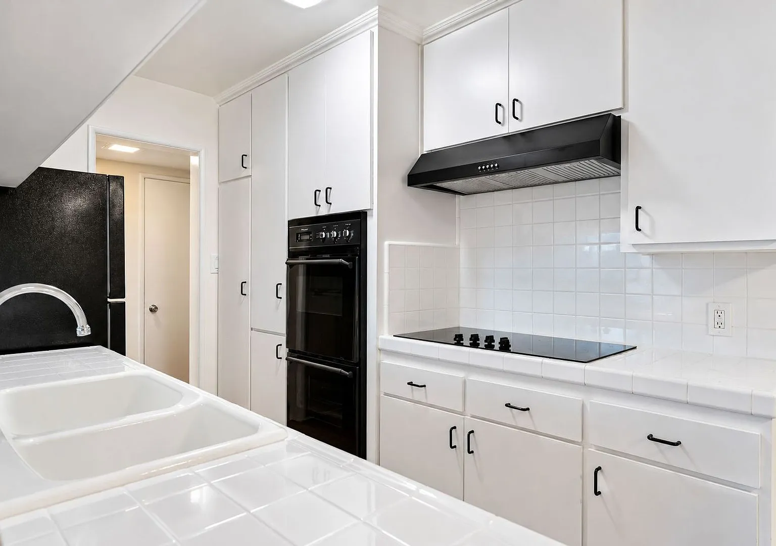 South Oakhurst Luxury Investments LLC — Photo 4