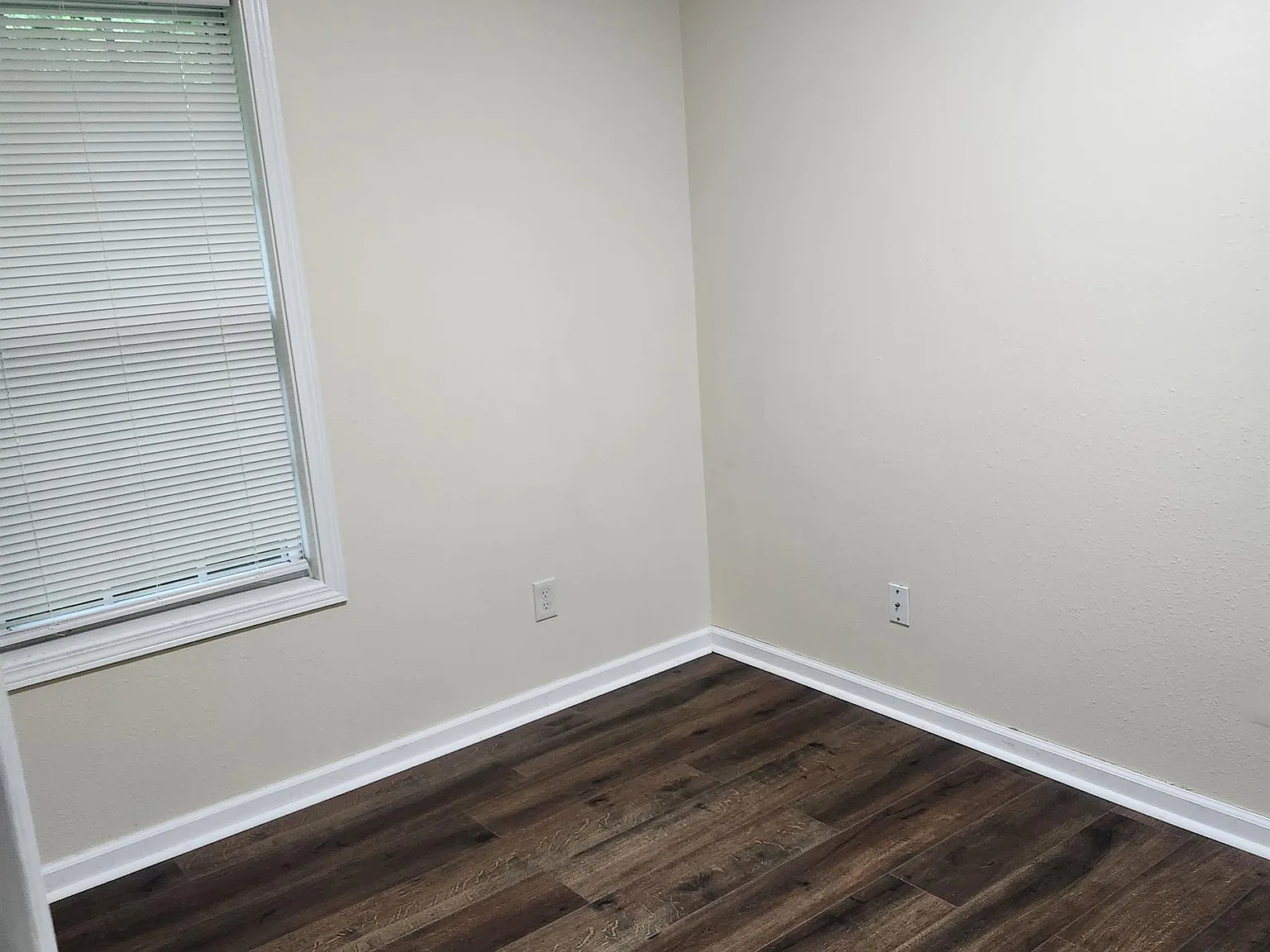 5536 Downs Way - 1 — Photo 2