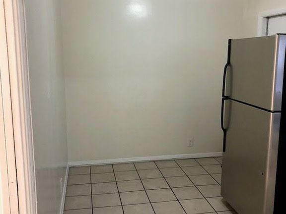 773c425fae93866e3a6fc58be07c87c21eb77812-6