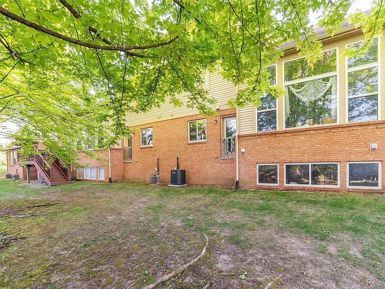 5143 Parsley Dr — Photo 29