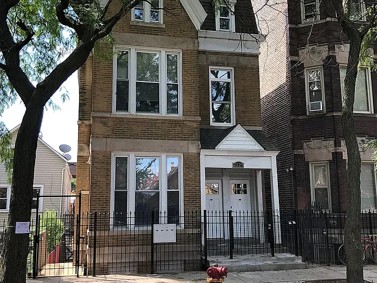 2229 W Cullerton St #2F — Photo 1