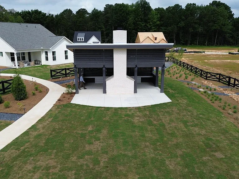 2823 Butlers Green Cir — Photo 29