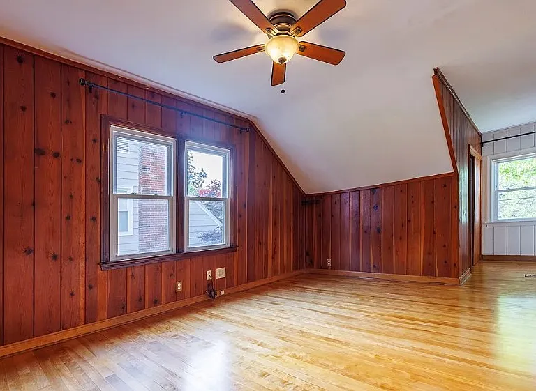 107 Woodlawn Ter — Photo 18