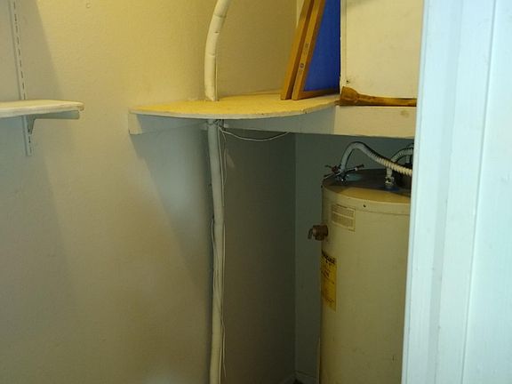 4th image of 281 Gail Dr APT 3