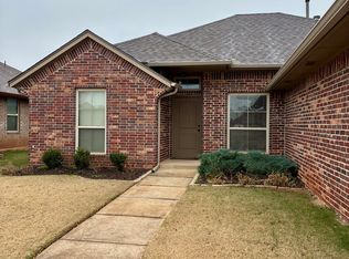 2212 NW 158th St, Edmond, OK 73013